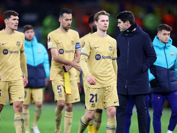 Barcelona bị cấm chuyển nhượng vào mùa Hè 2023