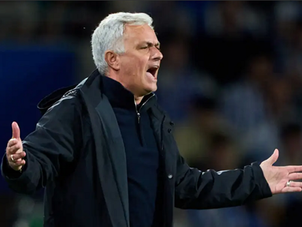 PSG nhắm Jose Mourinho vào vị trí HLV trưởng