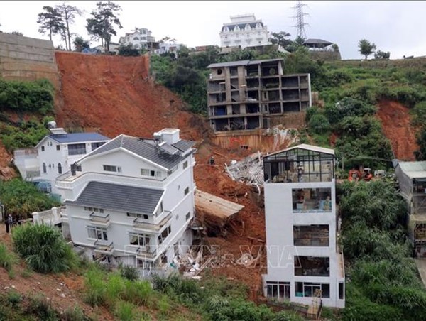 Khởi tố vụ án sạt lở nghiêm trọng tại Đà Lạt