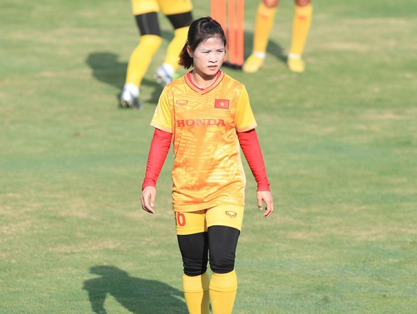 ĐT nữ Việt Nam mất trụ cột trước trận đấu với Mỹ