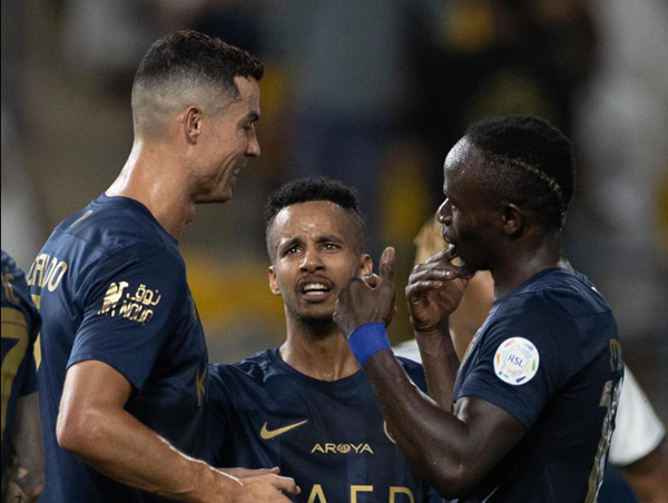 Ronaldo tỏa sáng, Al Nassr thắng đậm Al Shabab