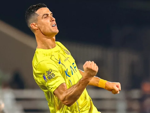 Ronaldo tỏa sáng đem về chiến thắng cho Al Nassr