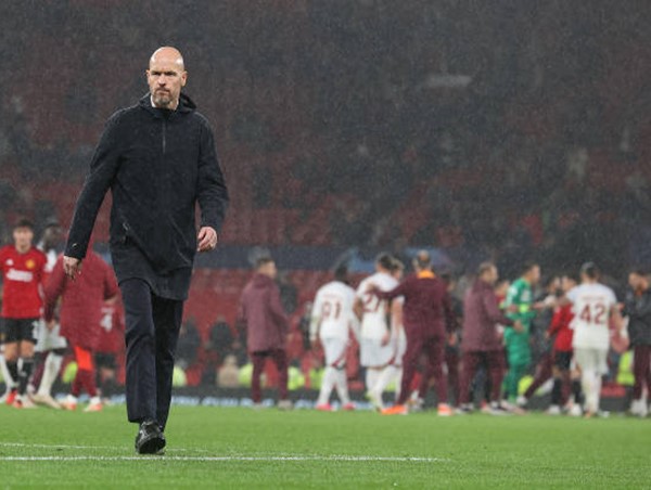 Man Utd thua ngược ngay trên sân nhà tại Champions League
