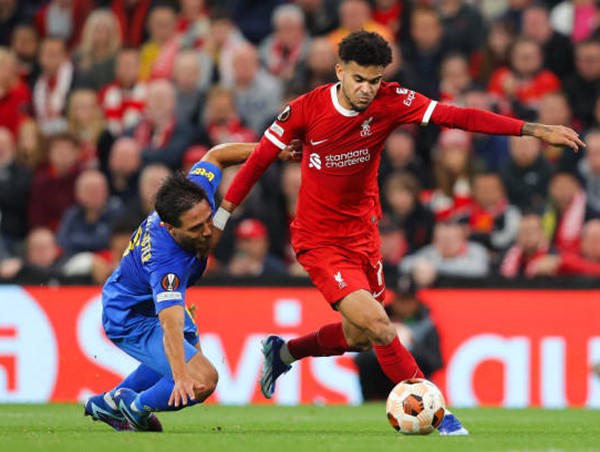 Liverpool áp đảo tại đấu trường Europa League