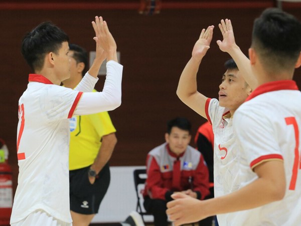 ĐT futsal Việt Nam giành vé sớm tham dự vòng chung kết futsal châu Á 2024
