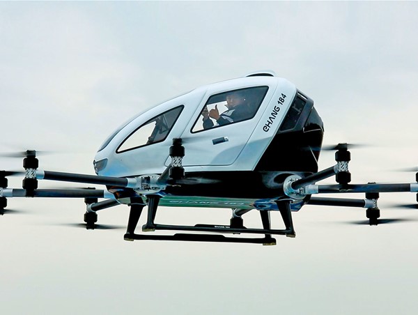 Máy bay không người lái được cấp phép bay thương mại tại Trung Quốc