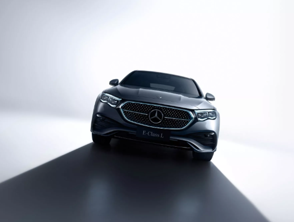 Mercedes E-Class L 2024 ra mắt với nhiều tiện nghi mới