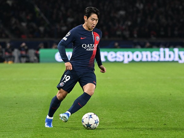 Lee Kang-in tỏa sáng, PSG giành Siêu cúp Pháp
