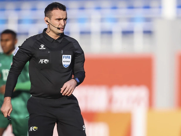 Trọng tài bắt chính trận Việt Nam - Indonesia là ai?