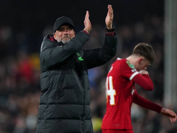 Liverpool sẽ là đối thủ của Chelsea tại chung kết League Cup