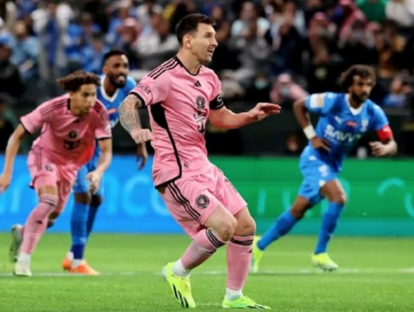 Inter Miami thất bại trên đất Saudi Arabia dù Messi ghi bàn và kiến tạo