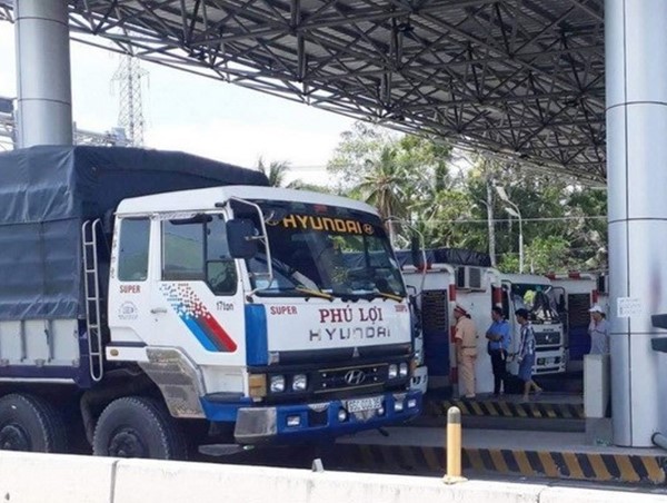 Nhà đầu tư BOT lo tài xế gây rối làm tê liệt trạm thu phí dịp Tết