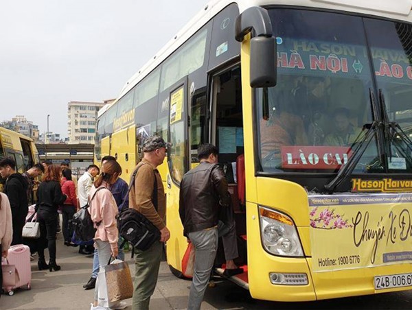 Ấm lòng chuyến xe miễn phí ngày 30 Tết