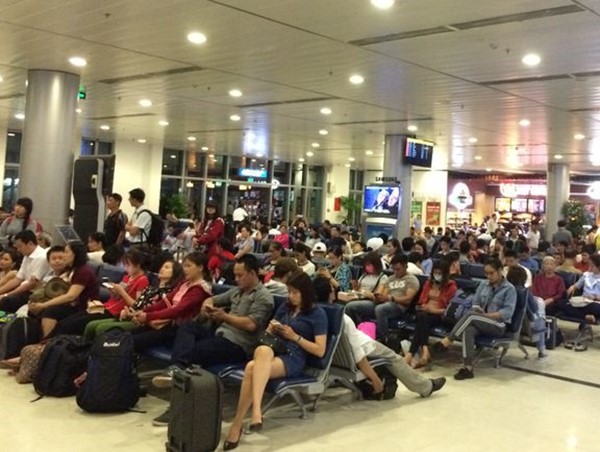 Từ 1/7, sân bay Tân Sơn Nhất sẽ dừng phát thanh thông tin chuyến bay