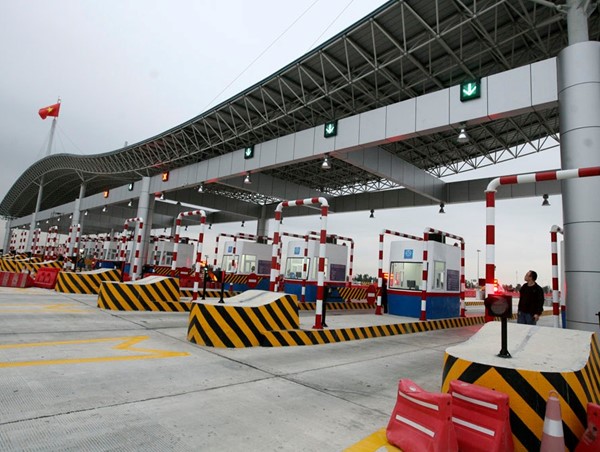 Đề xuất tăng phí tại 49 dự án BOT: Bộ GTVT lại đi vào vòng luẩn quẩn