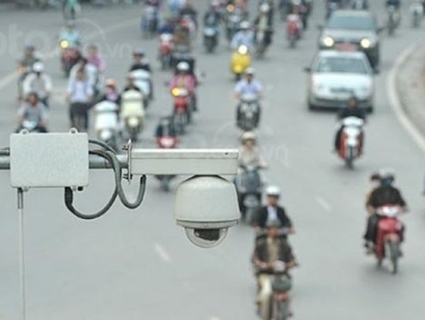 Phạt nguội vi phạm giao thông qua camera: Chỉ cần nắm người “có tóc”