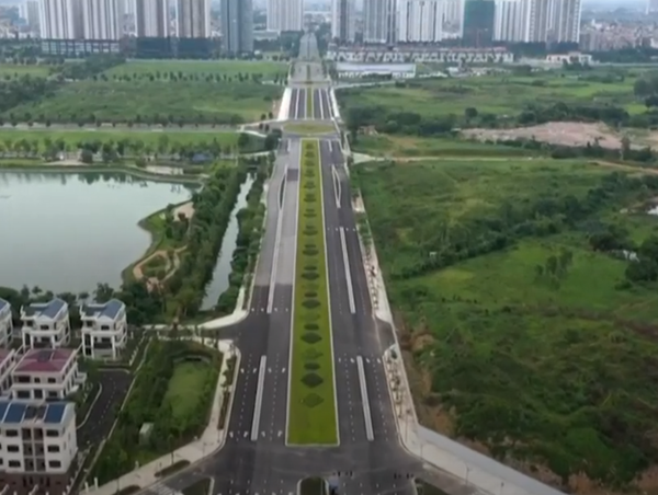 Sắp thông xe tuyến đường 8 làn xe nối 3 quận ở Hà Nội