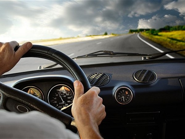 5 cách giải toả căng thẳng khi lái xe đường dài