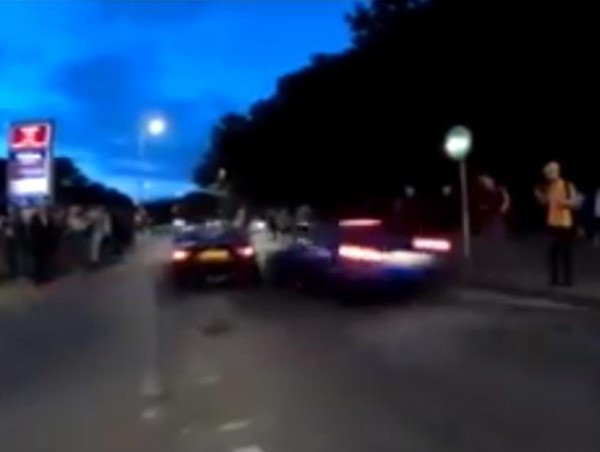 Kinh hoàng xe ô tô mất lái, lao vào đám đông khiến 12 người bị thương