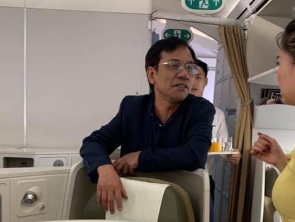 Khách thương gia sàm sỡ trên máy bay không đến làm việc theo yêu cầu