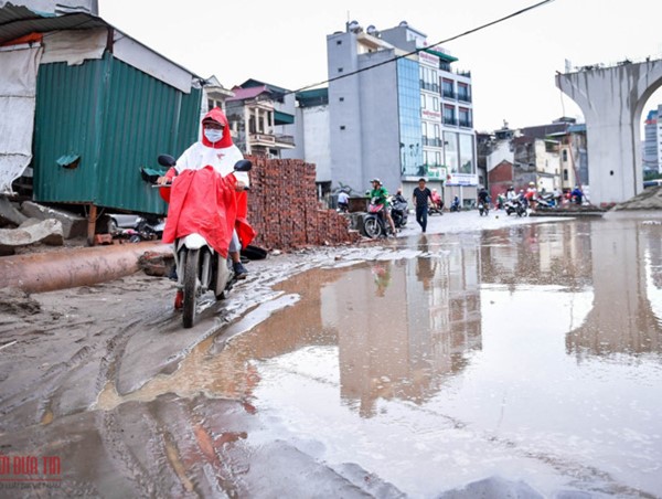 Hàng loạt bẫy 'tử thần' bủa vây đại công trường Vành đai 2