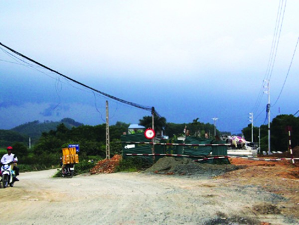 Những cây cầu kêu cứu ở Yên Bài