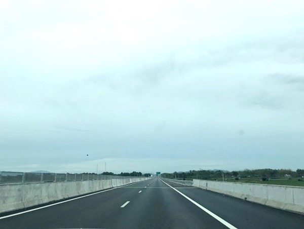 Cao tốc Đà Nẵng - Quảng Ngãi: Chậm hoàn trả đường dân sinh