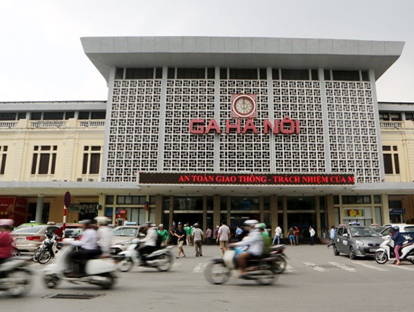 VNR muốn “nắm” 297 nhà ga để xây trung tâm thương mại: Lo ngại quỹ đất bị thương mại hóa