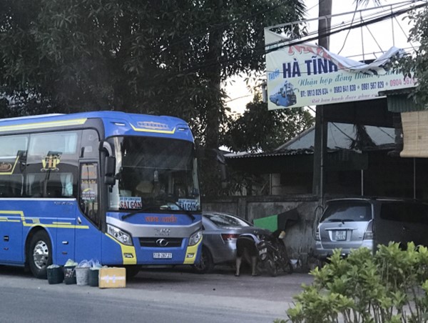 Doanh nghiệp “kêu cứu” trước nạn xe khách bỏ bến, dùng dấu giả 'chạy chui'