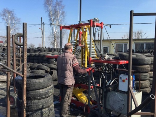 Sử dụng lốp xe cũ: Lợi bất cấp hại? 