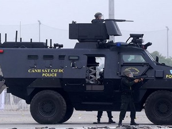 Hà Nội cấm đường để diễn tập chống khủng bố quy mô lớn