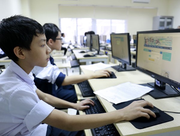 Phát động Cuộc thi tìm hiểu An toàn giao thông Thủ đô trên internet năm 2019: Kiên trì xây dựng văn hóa giao thông cho giới trẻ