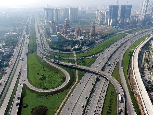 Phát triển cao tốc: Bất cập bộc lộ trong quá trình đầu tư 