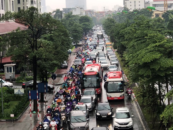 Công an Bình Dương lên tiếng vụ 3 ô tô trùng biển ngũ lục