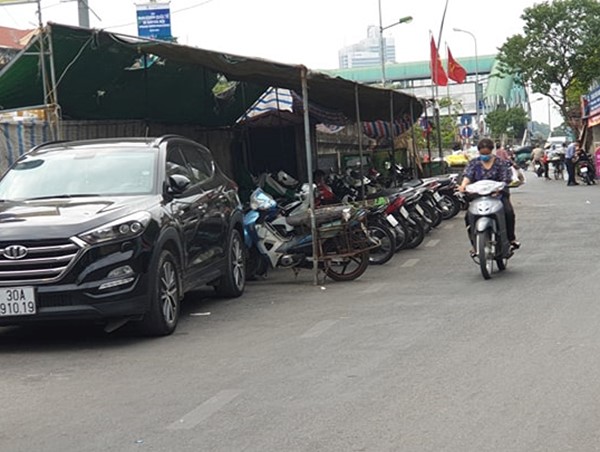 [Từ nhà ra phố] Lại chuyện đỗ xe