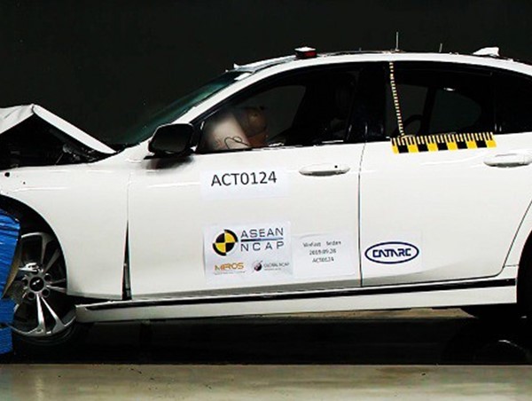 VinFast: Không hy sinh chất lượng để đổi lấy giá thành rẻ