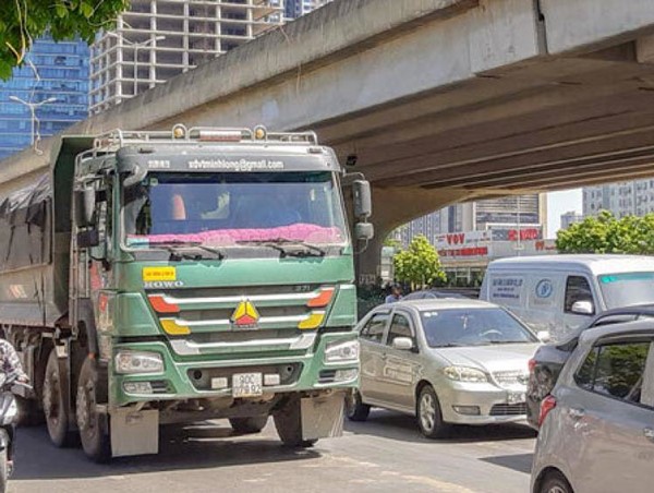 Hà Nội: Hơn 360 xe tải lưu thông vào đường cấm bị xử phạt