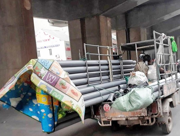 Vẫn gian nan tìm lời giải với xe ba bánh!