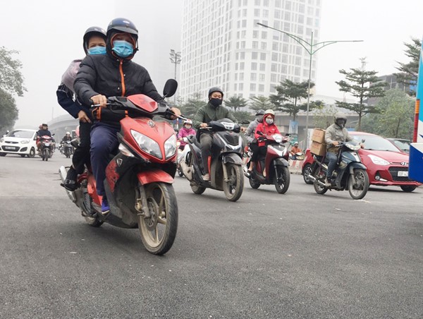 Giao thông êm thuận sau khi thảm lại mặt đường Nguyễn Trãi