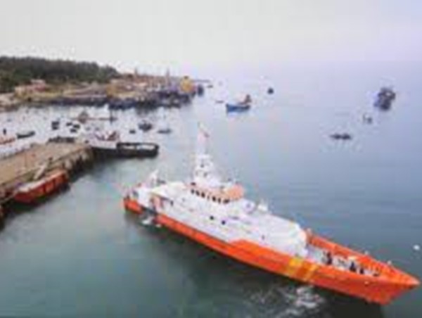 Hưng Yên: Đắm tàu chở hàng 850 tấn, 7 thuyền viên thoát chết