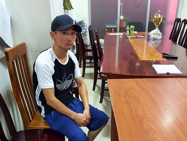 Bắt đối tượng người nước ngoài trộm cắp ở sân bay