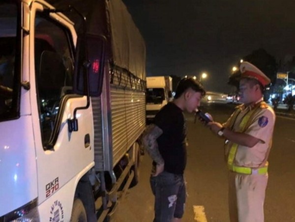 Nửa tháng thực hiện Nghị định 100, Đà Nẵng xử phạt 2.700 trường hợp