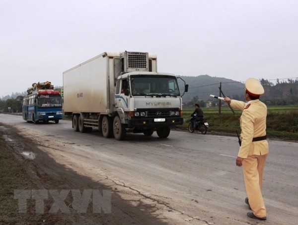 Xử lý nghiêm vi phạm giao thông ở các tuyến đường dịp Tết Nguyên đán