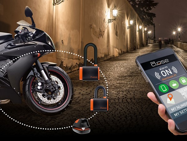 Xe máy Việt thời 4.0: Kết nối thông minh, nghe gọi thoải mái