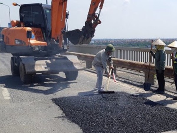 Hà Nội: Đề xuất tiếp tục thi công các công trình bảo trì giao thông