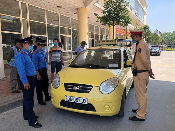 Giám sát thế nào để không thành chống người thi hành công vụ?