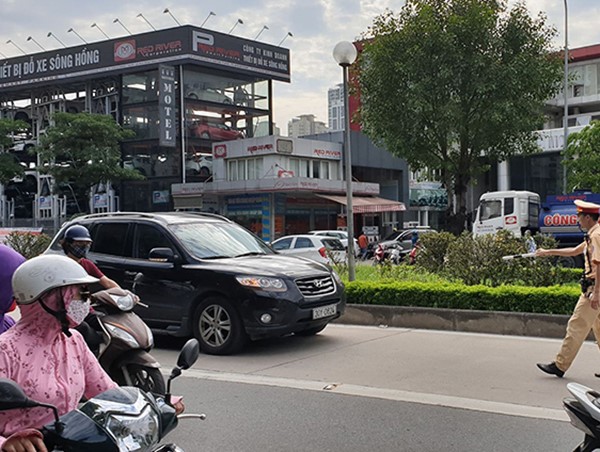 Mức xử phạt đối với ô tô đi vào làn xe buýt nhanh BRT