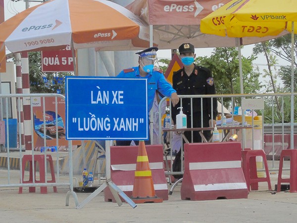 Gấp rút giải quyết bất cập tồn tại trên luồng xanh vận tải