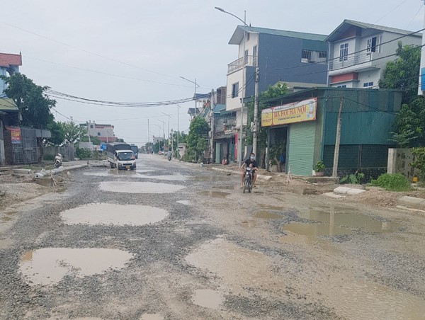 3 dự án dang dở gây mất an toàn giao thông 4 huyện