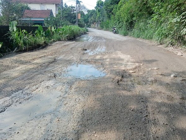 Dự án nâng cấp đường vào Khu xử lý rác thải Xuân Sơn “ì ạch” khâu giải phóng mặt bằng